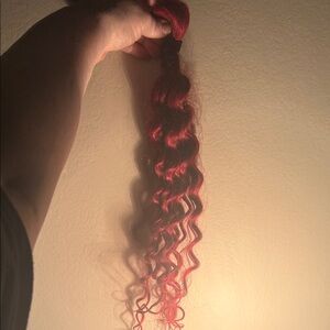 Luxurious Red Wavy Hair Extension